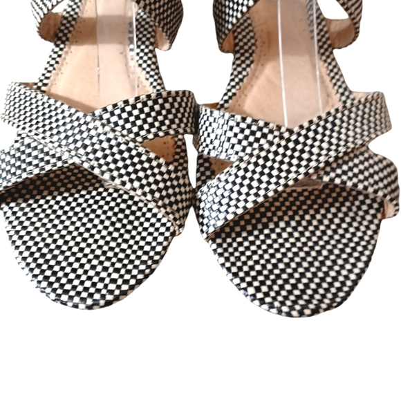 Anthropologie Kimchi Blue Black and White Checkered Sandals Size 8 - Picture 3 of 11